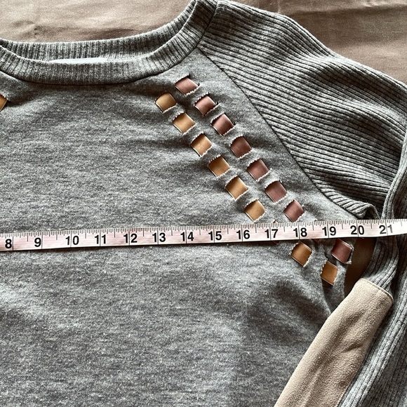 THML Gray Velour Ribbon Laced and Patched Long Sleeve Sweater Size Small - Picture 5 of 9